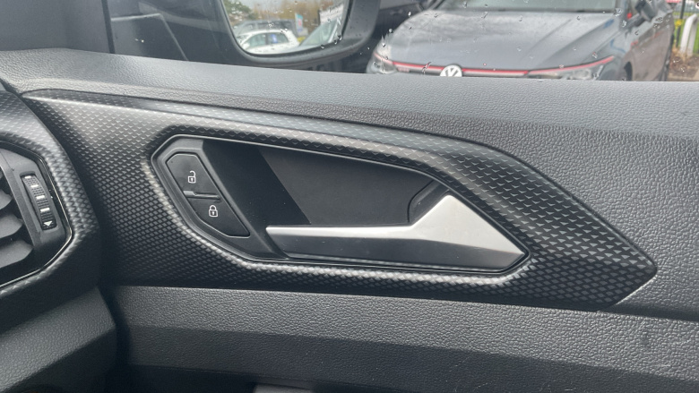 Volkswagen T-Cross 1.0 TSI 110 SE 5dr DSG Petrol Estate